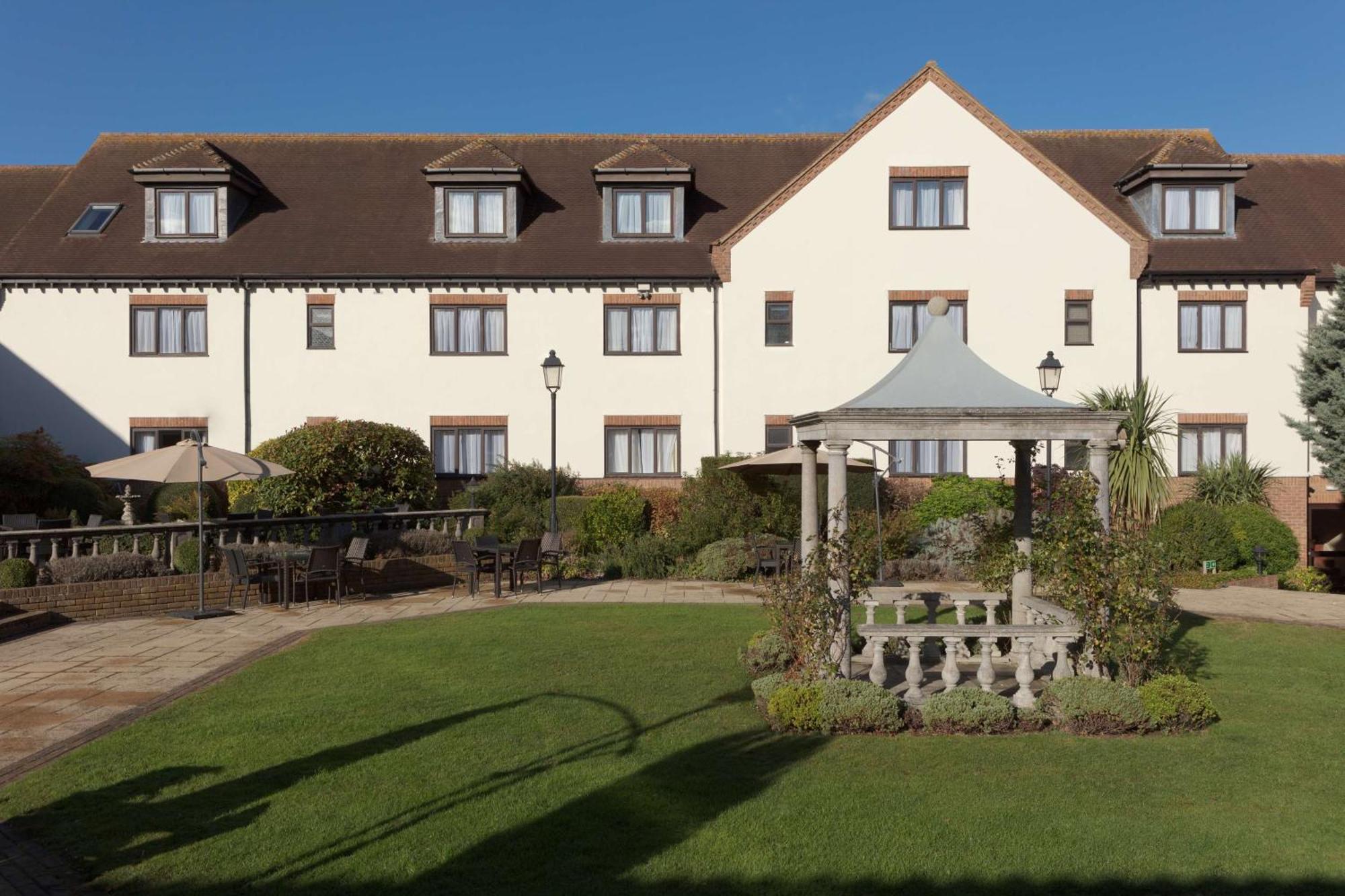 Oxford Belfry Hotel & Spa Thame Exterior foto